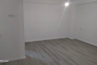 Apartament cu 2 camere decomandat în Casa de Cultură - 2
