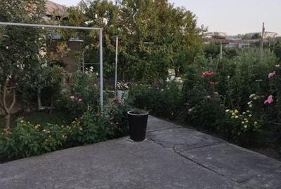 Casă cu 4 camere cu Teren 130 Mp în Central - 1