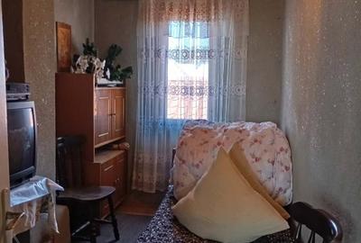 Casă individuală cu 4 camere cu Teren 1900 Mp în Ciuturești - 11