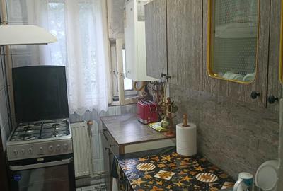 Apartament cu 2 camere nedecomandat în Micro 4 - 4