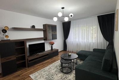Apartament cu 3 camere decomandat în Decebal - 2