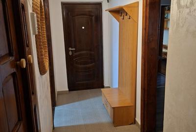 Apartament cu 4 camere decomandat în Mofleni - 2