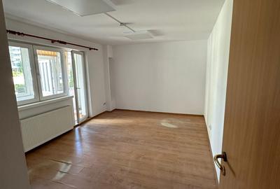Spațiu comercial, de 71 mp, în Bălcescu - 5