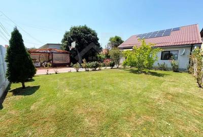 Casă cu 4 camere cu Teren 1000 Mp în Cârcea