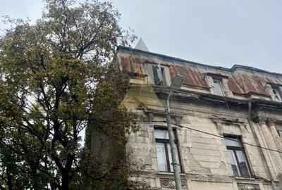 Casă individuală cu 14 camere cu Teren 286 Mp în P-ța Sfinții Voievozi - 5