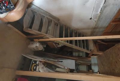 Casă cu 3 camere cu Teren 150 Mp în Central - 2