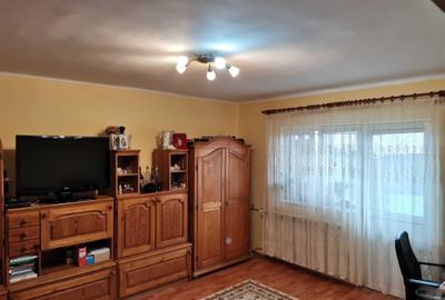 Apartament cu 3 camere decomandat în Sud - 5