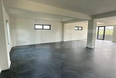 Spațiu comercial, de 350 mp, în Vicovu de Sus - 1