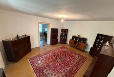 Casă cu 3 camere în Central - 2