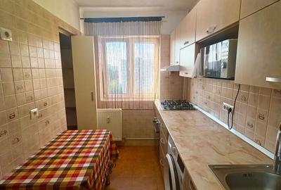 Apartament cu 2 camere decomandat în Titan - 2