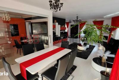 Casă cu 9 camere cu Teren 610 Mp în Ion Creangă