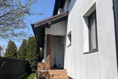 Casă cu 4 camere cu Teren 503 Mp în Șerbănești