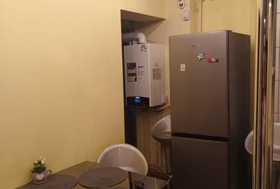 Apartament cu 2 camere decomandat în Ultracentral