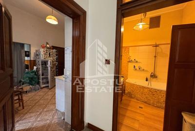 Apartament cu 4 camere circular, mobilat în P-ța Maria - 9