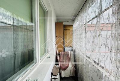 Apartament cu 3 camere decomandat în Ștrand - 18