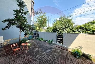 Casă cu 20 camere cu Teren 225 Mp în Agigea - 9
