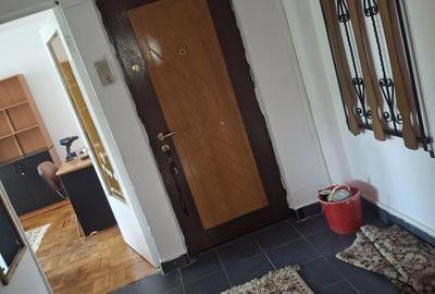 Apartament cu 2 camere decomandat în Nicolina - 2