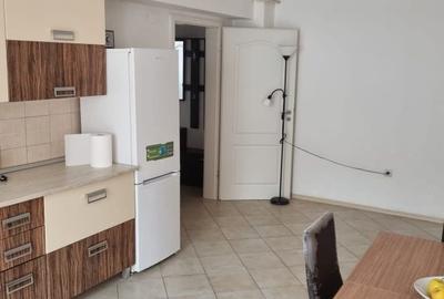 Apartament cu 2 camere decomandat în Cetate