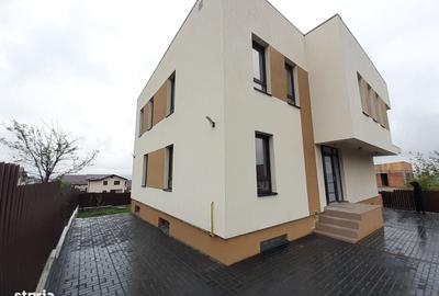 Casă cu 4 camere cu Teren 450 Mp în Valea Lupului