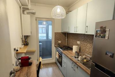 Apartament cu 2 camere decomandat, mobilat în 13 Septembrie - 1