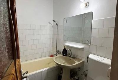 Garsonieră decomandată în Micălaca