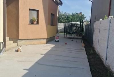 Casă cu 5 camere cu Teren 400 Mp în Central