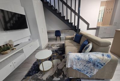 Apartament cu 3 camere decomandat în Exterior Vest