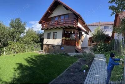 Casă cu Teren 503 Mp în Sadu