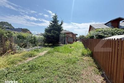 Casă cu 3 camere cu Teren 330 Mp în Lupeni - 2