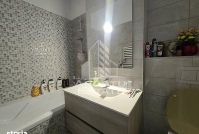 Apartament cu 2 camere decomandat în Est