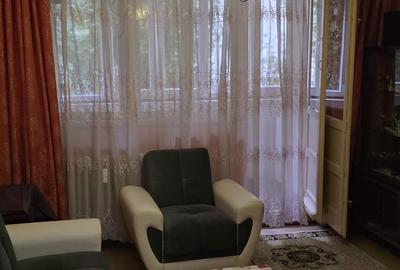 Apartament cu 2 camere circular în Alexandru Obregia