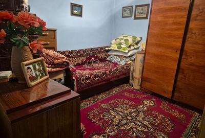 Casă cu 3 camere în Popoveni