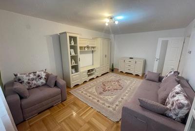 Apartament cu 2 camere decomandat în 22 Decembrie - 1