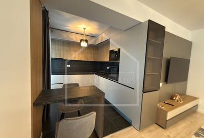 Apartament cu 2 camere semidecomandat, mobilat în Băneasa