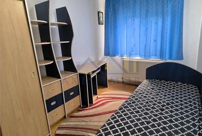 Apartament cu 3 camere decomandat în Unirii Sud