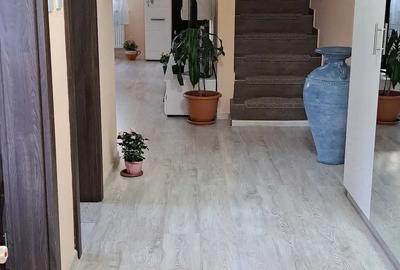 Casă cu Teren 200 Mp în Utvin - 6
