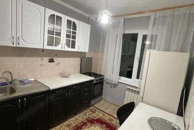 Garsonieră decomandată în Tei