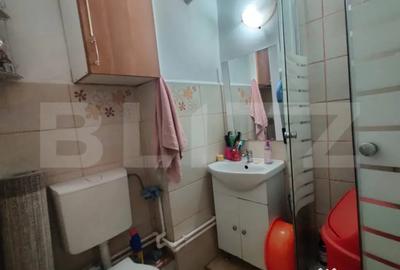 Garsonieră decomandată în Decebal