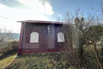 Casă cu 2 camere cu Canalizare în Lisnău - 1