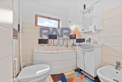 Casă individuală cu 8 camere cu Canalizare în Cordun - 4