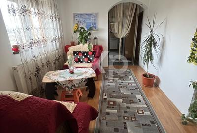 Casă cu 3 camere cu Teren 1732 Mp în Valea