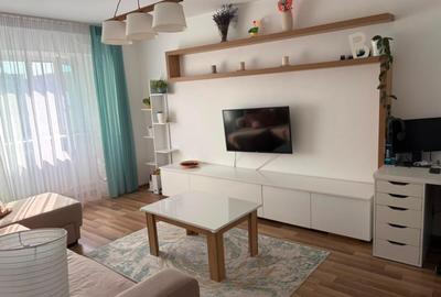 Apartament cu 3 camere decomandat în 13 Septembrie