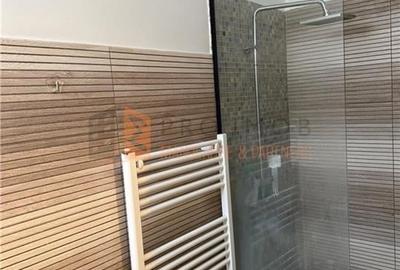 Casă individuală cu 3 camere cu Canalizare în 1 Decembrie - 5