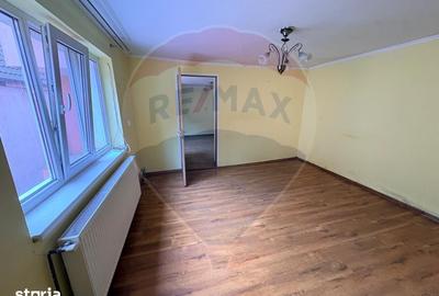 Casă cu 4 camere cu Teren 292 Mp în Central