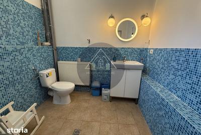 Casă cu 8 camere cu Teren 1211 Mp în Central - 6