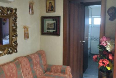 Apartament cu 3 camere în Obcini