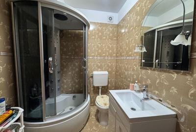 Apartament cu 3 camere semidecomandat, mobilat în Sud - 20