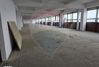 Spațiu comercial, de 2,428 mp, în Nord - 3