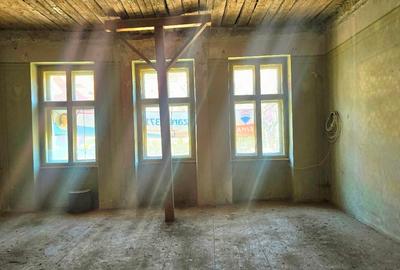 Apartament cu 2 camere decomandat în Central - 1