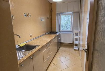 Garsonieră decomandată în Tineretului